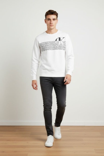 CK BASKILI BEYAZ SWEATSHİRT